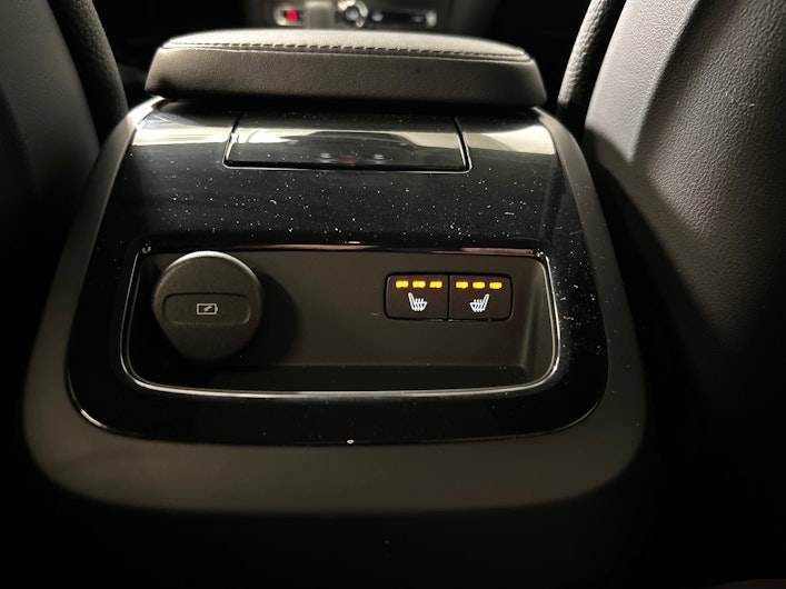 Vehicle image VOLVO V60