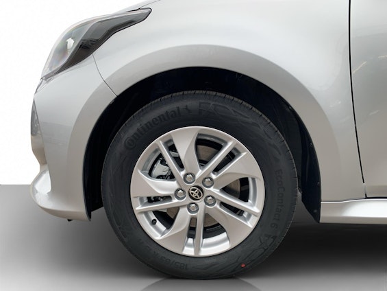 Vehicle image 11 Vehicle image 11