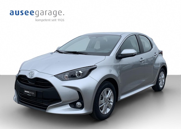 First vehicle image First vehicle image