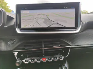 Peugeot 2008 1.2 Hybrid GT