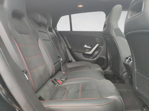 Mercedes-Benz CLA 250 AMG Line 4Matic Shooting Brake Swiss Star