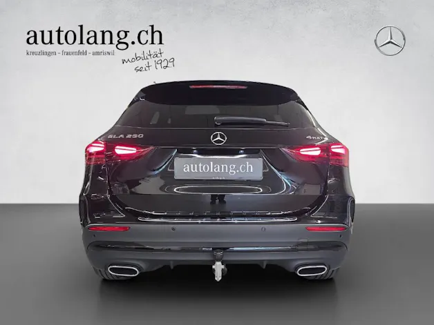 Mercedes-Benz GLA 250 AMG Line 4Matic Swiss Star