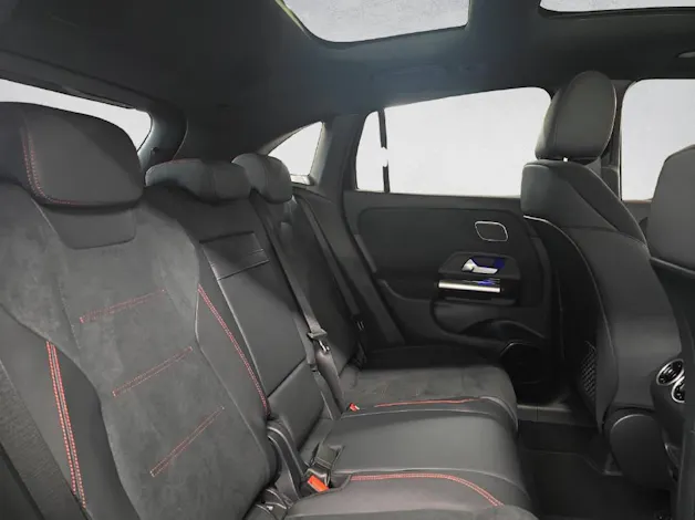 Mercedes-Benz GLA 250 AMG Line 4Matic Swiss Star