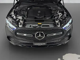 MERCEDES-BENZ GLC 300 AMG Line 4Matic