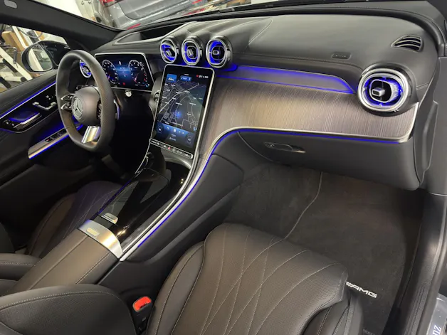 MERCEDES-BENZ GLC 300 AMG Line 4Matic