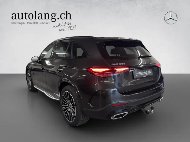 MERCEDES-BENZ GLC 300 AMG Line 4Matic