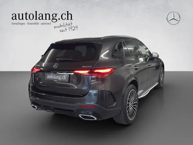 MERCEDES-BENZ GLC 300 AMG Line 4Matic