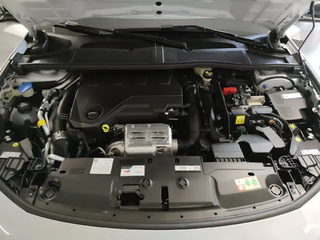 Peugeot 308 SW 1.6 PHEV 195 GT