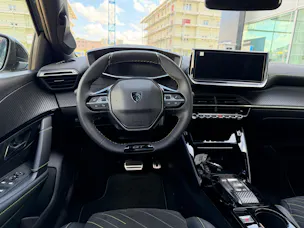 Peugeot 208 1.2 Hybrid 145 GT