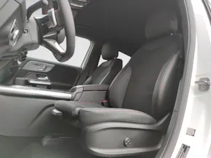 Mercedes-Benz EQA 300  AMG Line 4Matic Excellence Edition