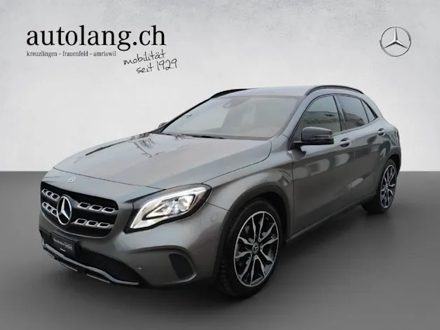 Mercedes-Benz GLA 200 Night Star