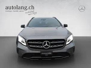 Mercedes-Benz GLA 200 Night Star