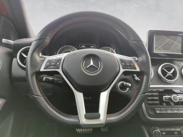 Mercedes-Benz A 250 AMG Line 4Matic