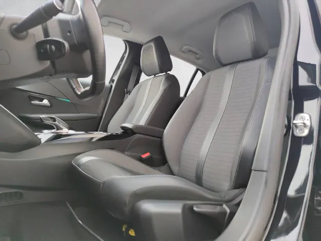 Peugeot 208 e-Allure