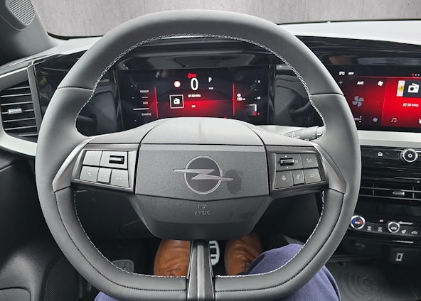 Vehicle image 18 Vehicle image 18