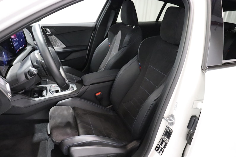 Vehicle image BMW 1 SERIES