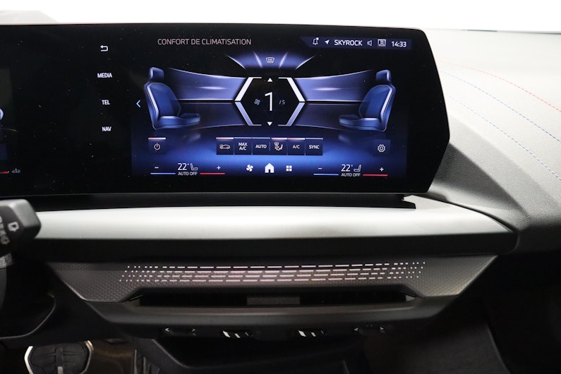 Vehicle image BMW 1 SERIES