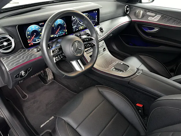 Mercedes-Benz E 220 d AMG Line 4Matic T-Modell