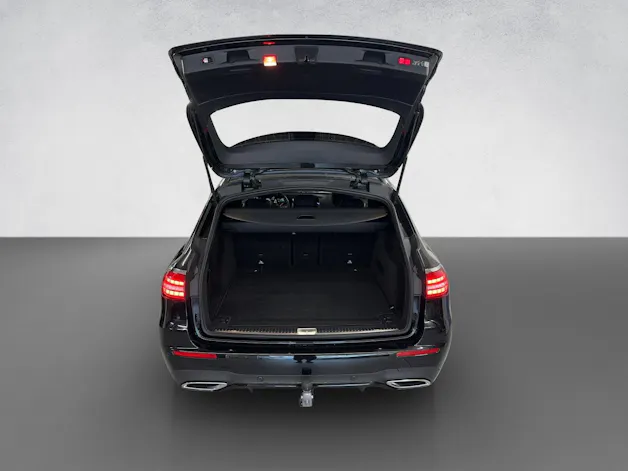 Mercedes-Benz E 220 d AMG Line 4Matic T-Modell