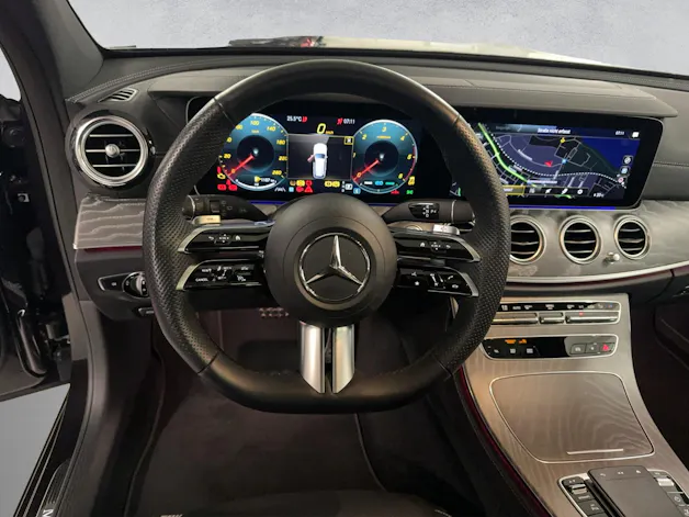 Mercedes-Benz E 220 d AMG Line 4Matic T-Modell