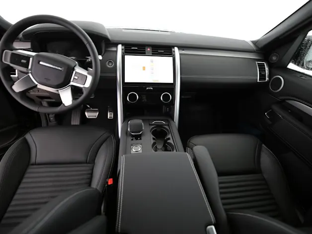 Land Rover Discovery 3.0 D I6 250 Dynamic SE