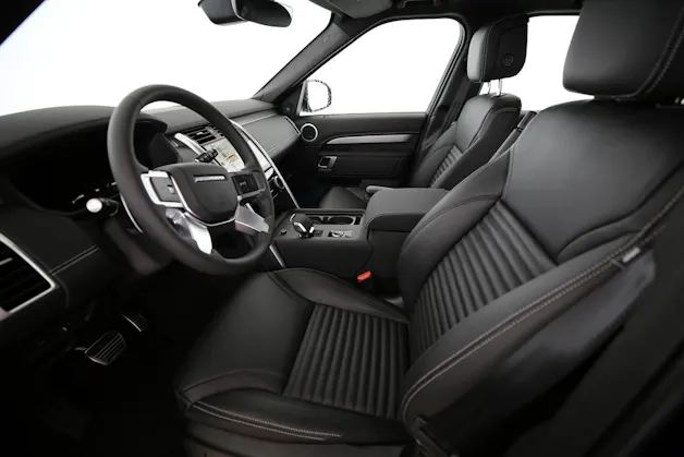 Land Rover Discovery 3.0 D I6 250 Dynamic SE