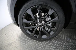 Land Rover Discovery 3.0 D I6 250 Dynamic SE