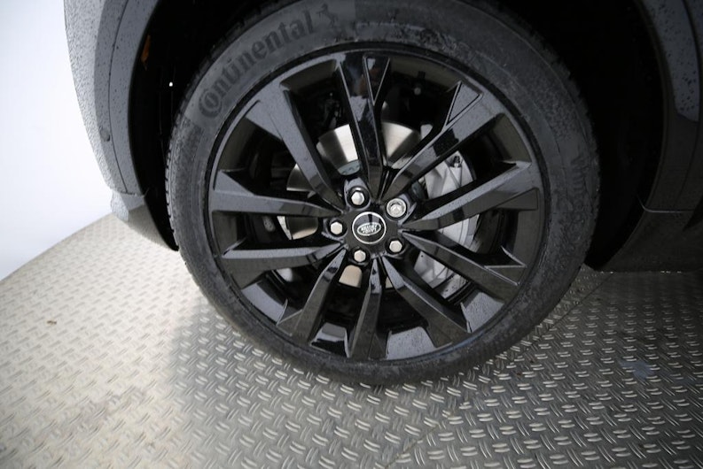 Vehicle image LAND ROVER DISCOVERY