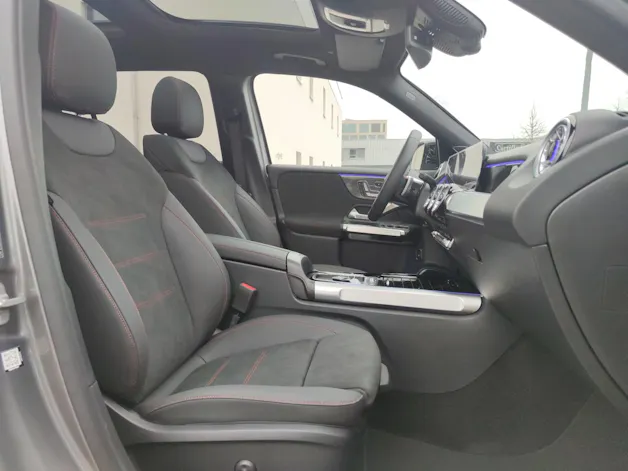 Mercedes-Benz GLB 220 d AMG Line 4Matic
