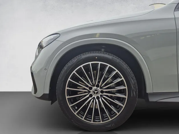 Mercedes-Benz GLC 300 AMG Line 4Matic