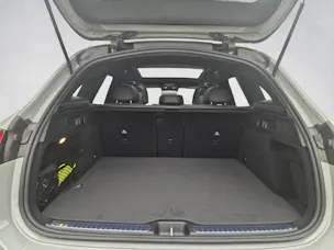 MERCEDES-BENZ GLC 300 AMG Line 4Matic