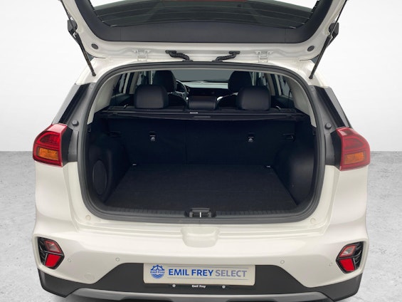 Vehicle image 17 Vehicle image 17