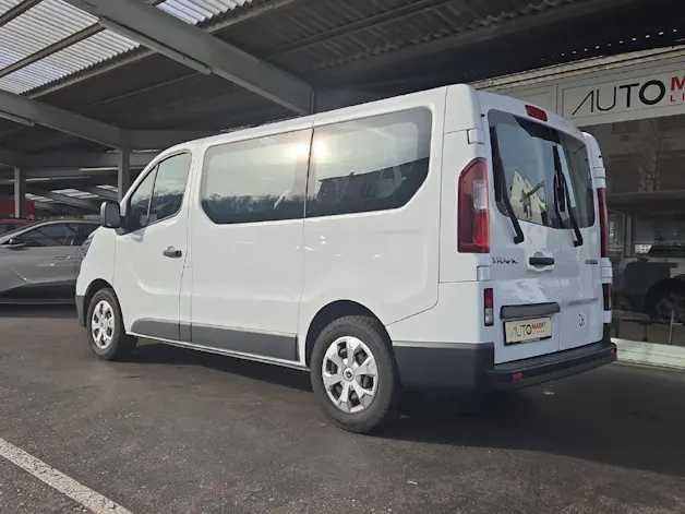 Renault Trafic Passenger 2.0 dCi Blue 110 equilibre
