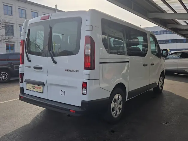 Renault Trafic Passenger 2.0 dCi Blue 110 equilibre