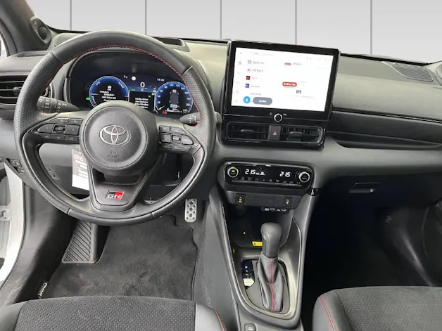 Toyota Yaris 1.5 VVT-i HSD GR Sport