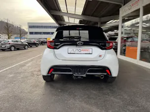 Toyota Yaris 1.5 VVT-i HSD GR Sport