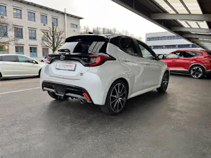 Toyota Yaris 1.5 VVT-i HSD GR Sport