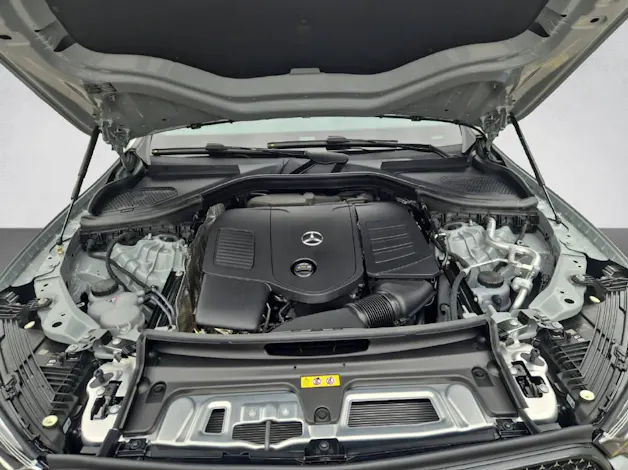 MERCEDES-BENZ GLC 300 AMG Line 4Matic