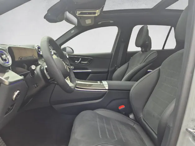 MERCEDES-BENZ GLC 300 AMG Line 4Matic