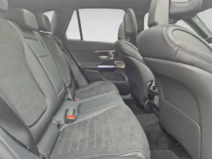 MERCEDES-BENZ GLC 300 AMG Line 4Matic