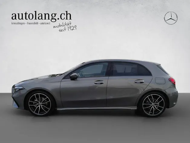 MERCEDES-BENZ A 200 AMG Line Night Star