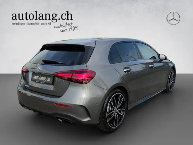 Mercedes-Benz A 200 AMG Line Night Star