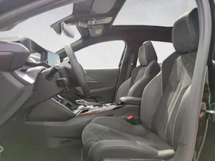 Peugeot 208 e-GT