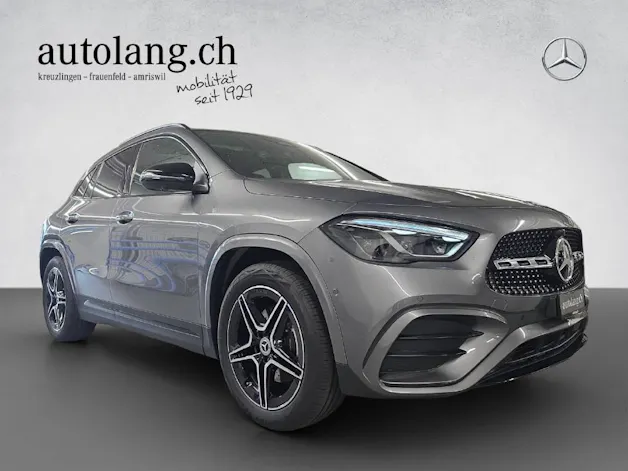 Mercedes-Benz GLA 200 AMG Line Night Star