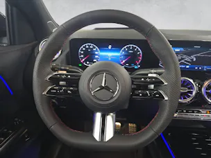 Mercedes-Benz GLA 200 AMG Line Night Star