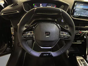 Peugeot 2008 1.2 Hybrid GT