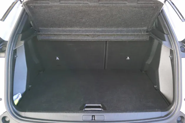 Peugeot 2008 1.2 Hybrid 145 GT