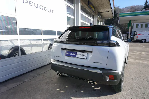 Peugeot 2008 1.2 Hybrid 145 GT