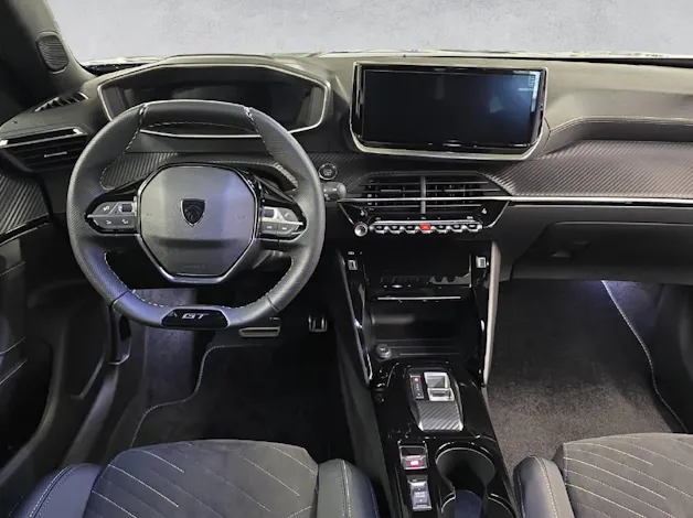Peugeot 2008 e-GT
