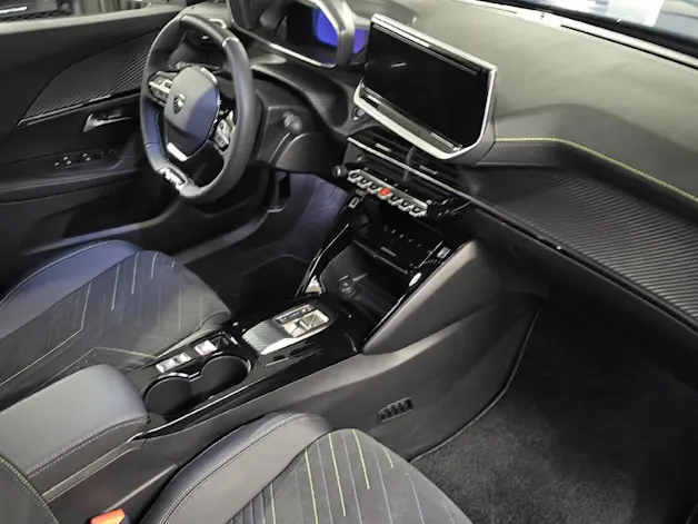 Peugeot 2008 e-GT